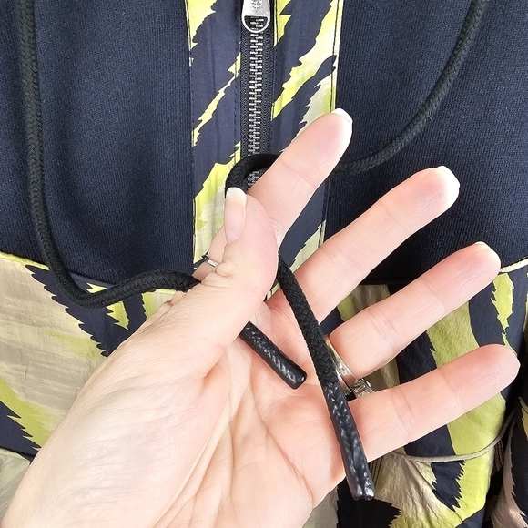 NWOT Free People Movement Walk The Line Pullover, size large - Picture 9 of 13